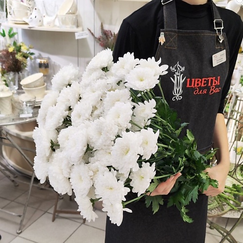 Букет живых цветов ЦВЕТЫ ДЛЯ ВАС Букет из 15 кустовых хризантем белых